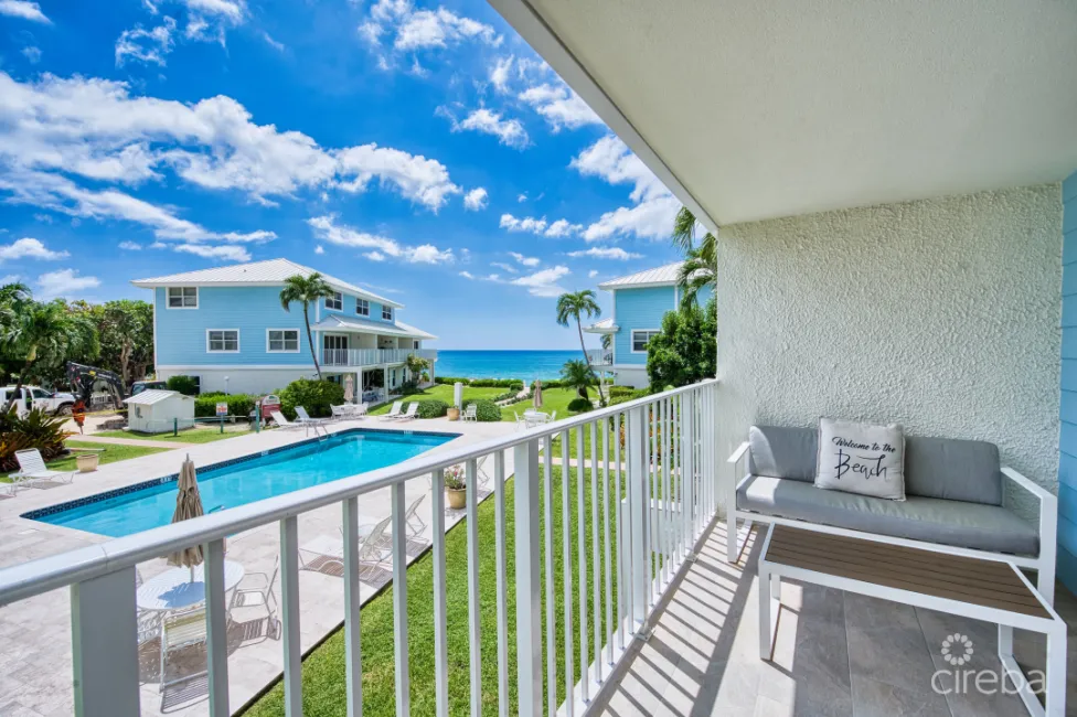 GRAPETREE CONDO ON SEVEN MILE BEACH