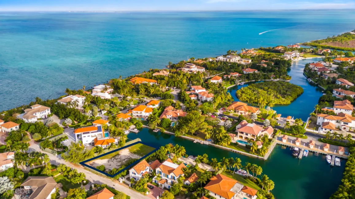 VISTA DEL MAR- EXECUTIVE CANAL ESTATE LOT