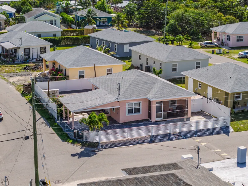 MALVERN WAY SINGLE FAMILY HOME
