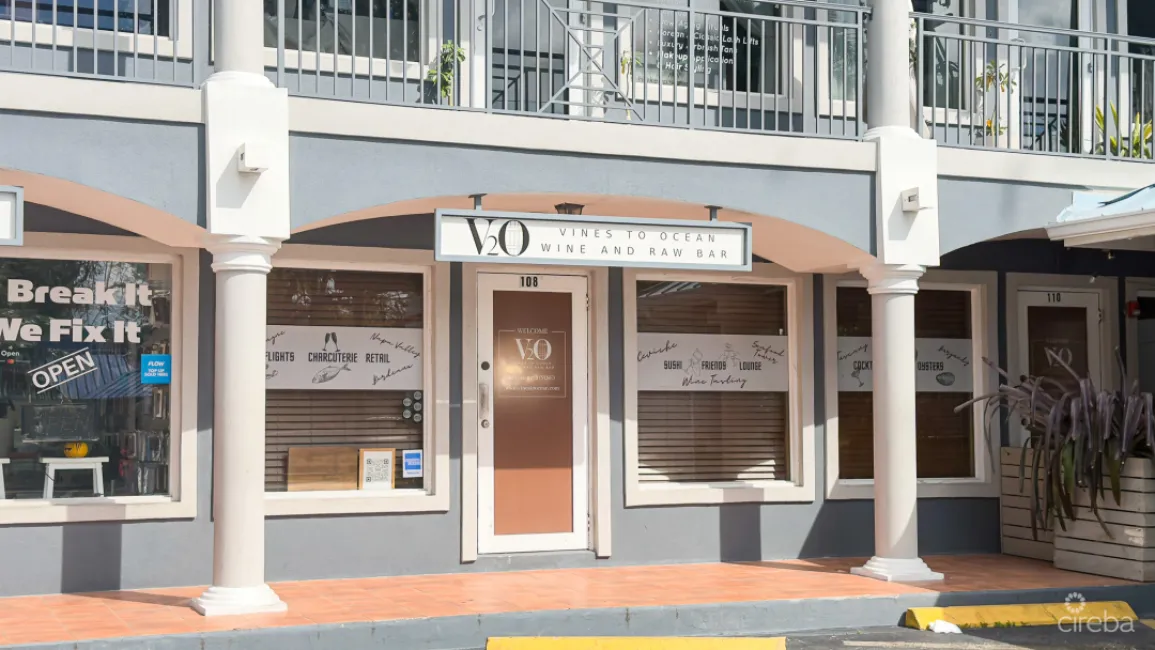 V20 - WINE BAR & RESTAURANT