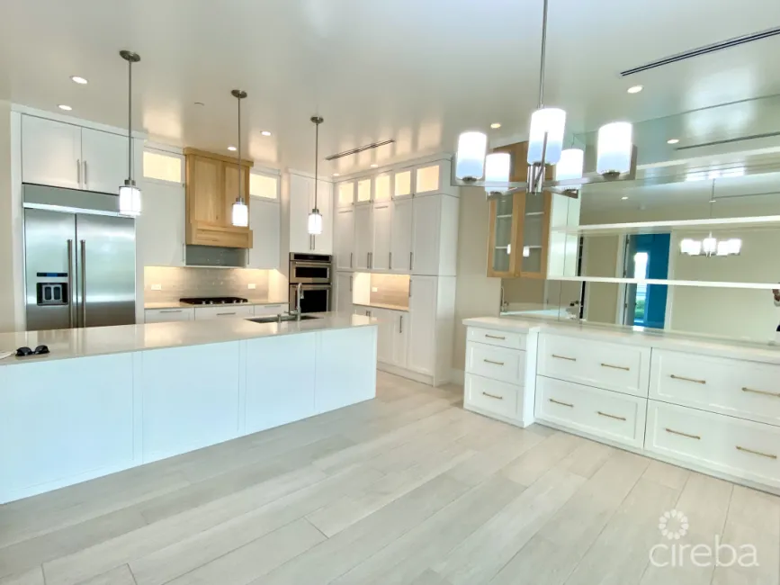 SOUTH BAY RESIDENCE