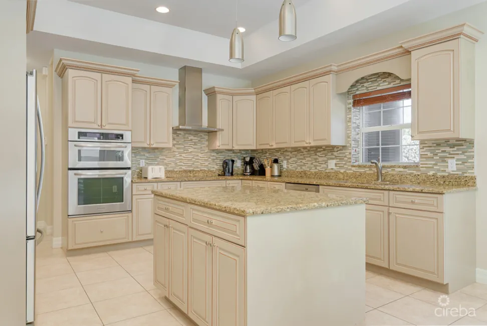 SOUTH SOUND 4 BED SINGLE FAMILY HOME W/ POOL IN GATED COMMUNITY