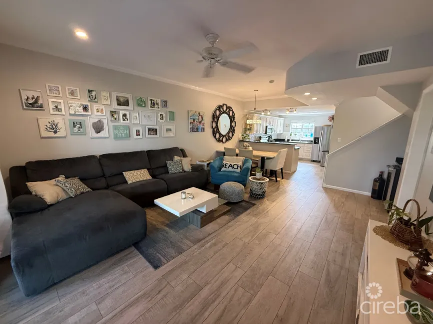 STUNNING 3 BED MYSTIC RETREAT GT