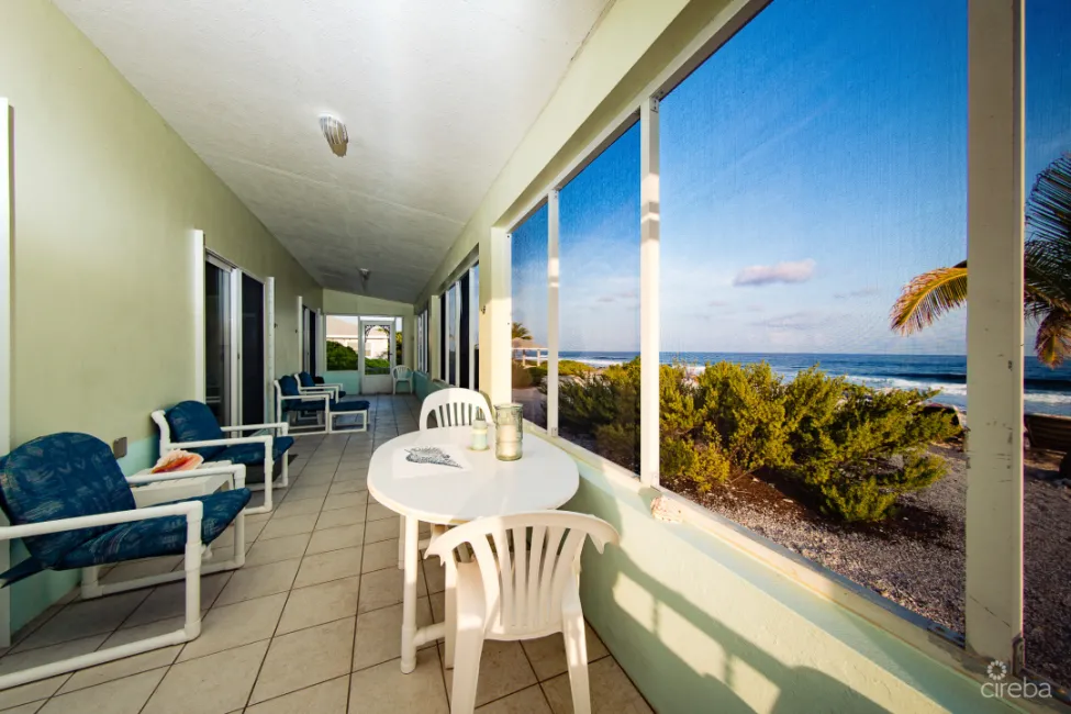 OCEAN FRONT 3 BEDROOM VILLA CAYMAN BRAC