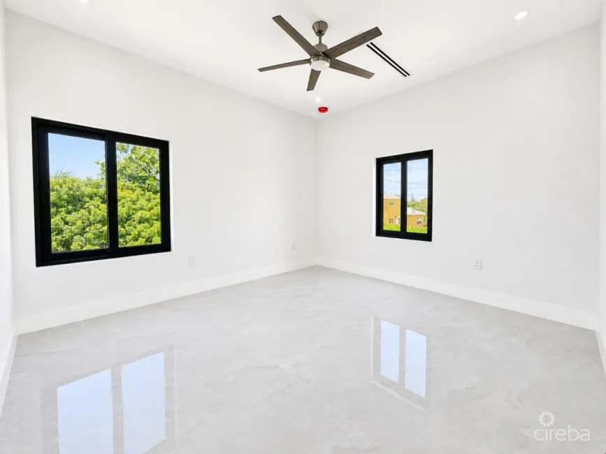 BRAND NEW HALF DUPLEX- 3 BEDROOM- SAVANNAH