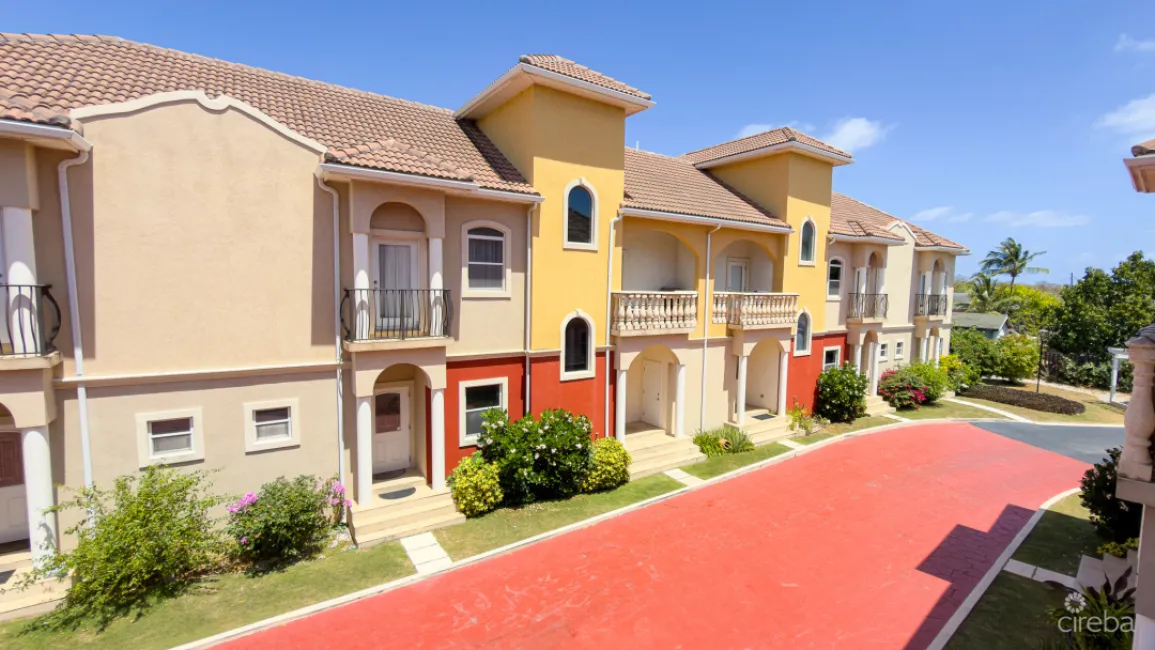VILLA D'THERESA 2 BEDROOM TOWNHOUSE