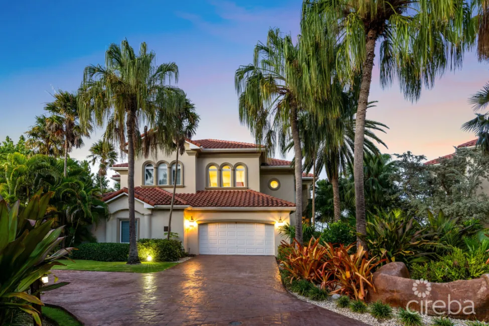 VISCAYA #1B - GOVERNORS HARBOUR WATERFRONT HOME