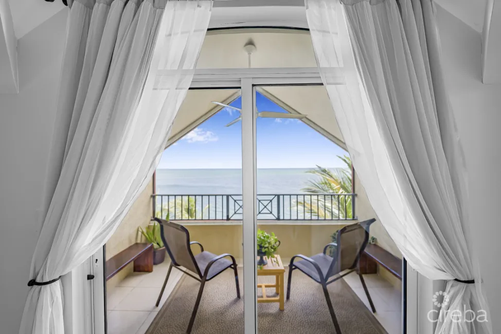 HARBOUR POINT OCEANFRONT 3 BED PLUS OFFICE