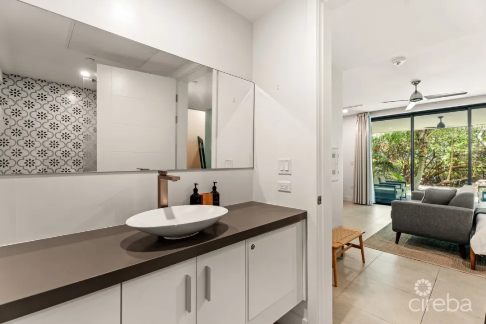 VIDA 104, BOUTIQUE RETREAT
