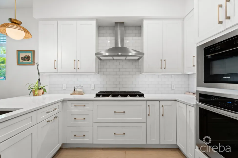 PERIWINKLE 551, 3 BEDROOM TOWNHOME