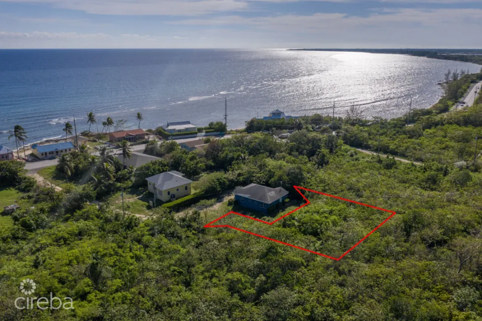 RESIDENTIAL LAND LOT, STEPS FROM THE SEA,  GRAND CAYMAN