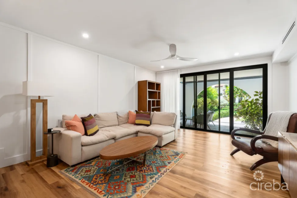 VILLA PAPPAGALLOS 4, WEST BAY RENOVATED CONDO