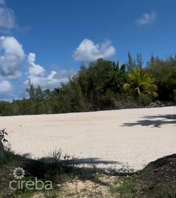 0.57 ACRES DEVELOPMENT LOT - SEAVIEW ROAD