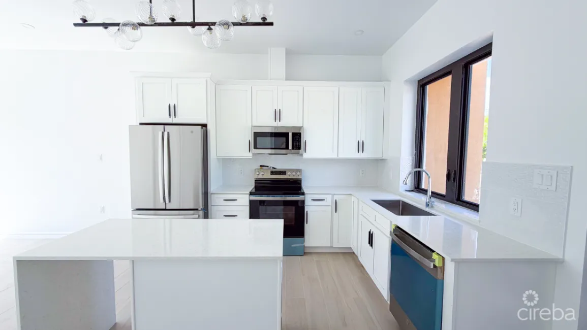 BODDEN TOWN 1 BED, 1.5 BATH - SORELLE RESIDENCES