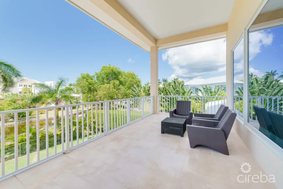 BRITANNIA DRIVE 526, EXECUTIVE FAMILY HOME