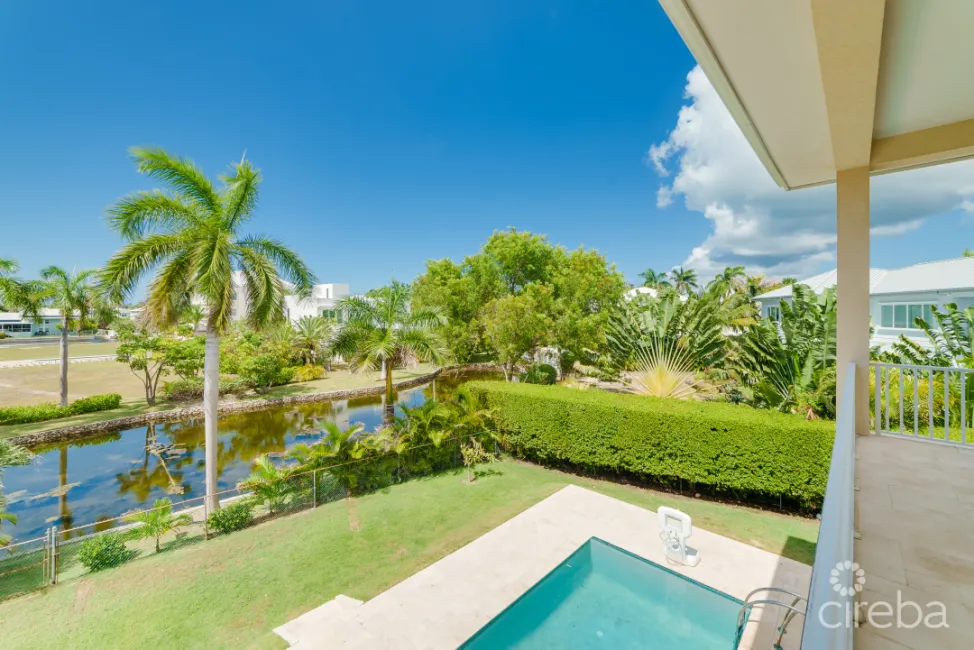 BRITANNIA DRIVE 526, EXECUTIVE FAMILY HOME