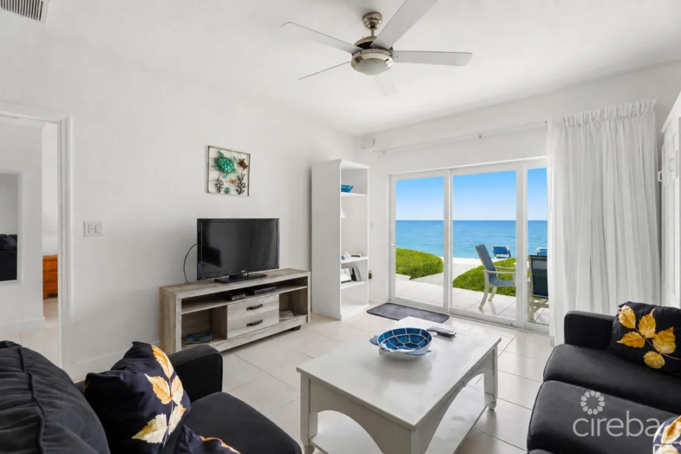 CASTAWAY COVES #115 UPDATED FIRST FLOOR RETREAT