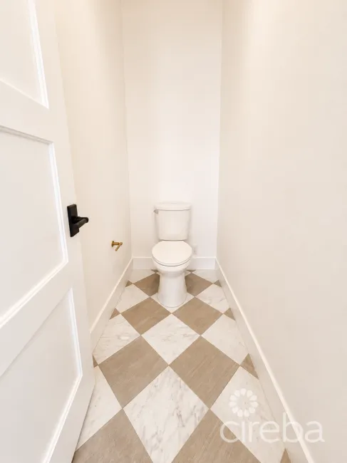 SNUG HARBOUR DUPLEX UNIT 1