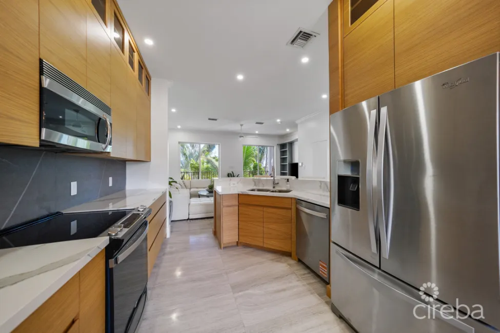 TURNBERRY EAST #3 , CRYSTAL HARBOUR