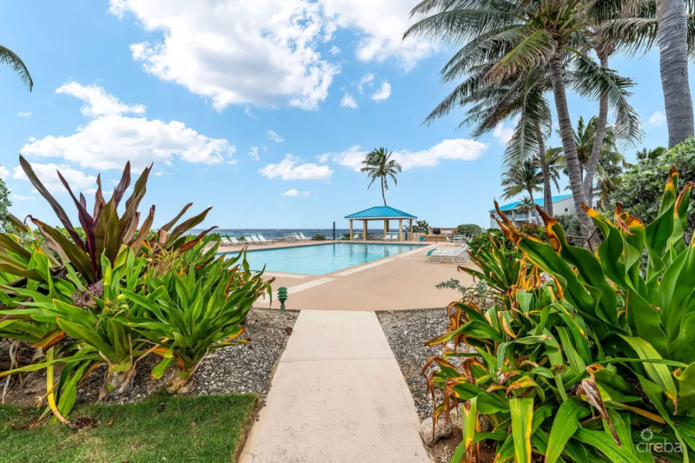 OCEAN POINTE VILLAS 3 BED, 2 BATH, 2ND FLOOR PENTHOUSE
