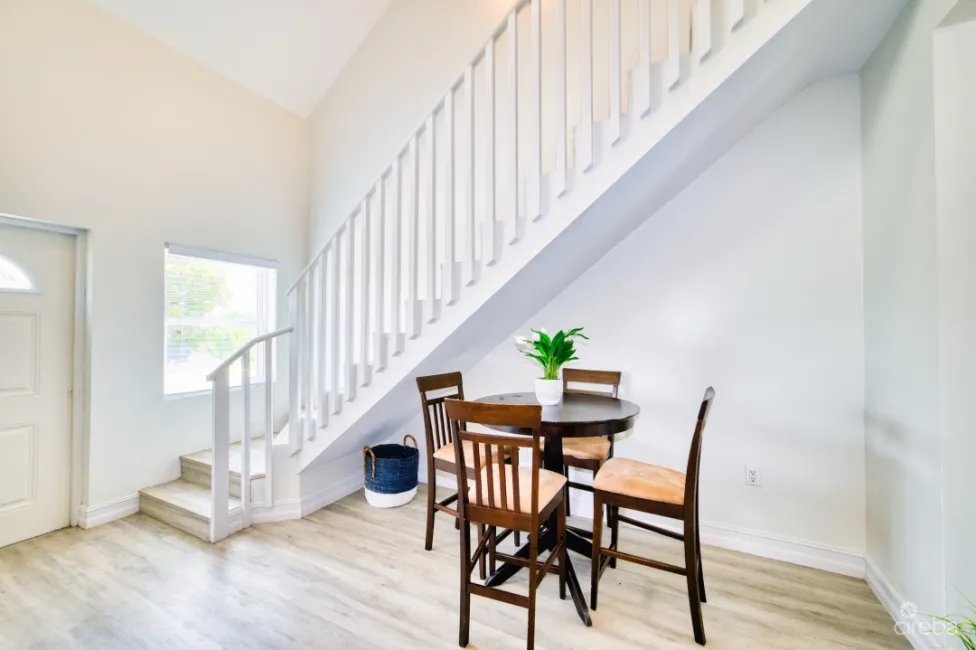 EXECUTIVE SUITES - 2 BED APARTMENT - GEORGETOWN- UNIT 29