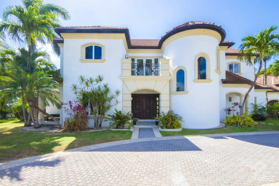 SOUTH SOUND ESTATE