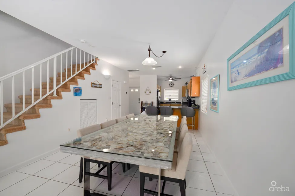COCONUT BAY 118