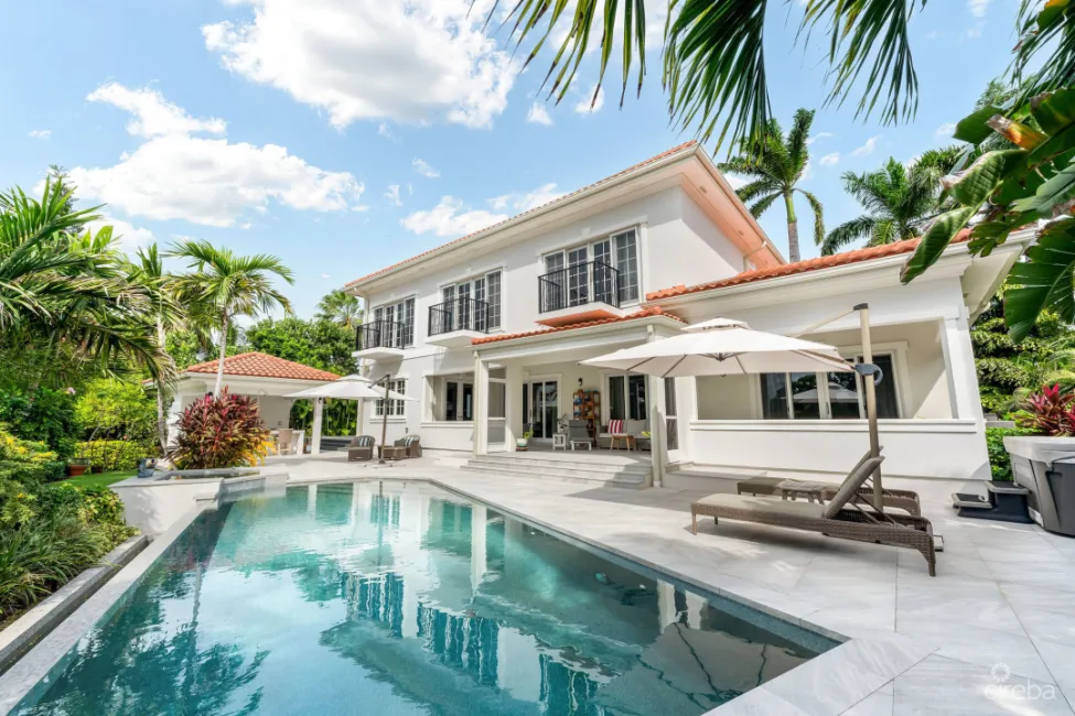 30 IRONSHORE DRIVE - VISTA DEL MAR HOME
