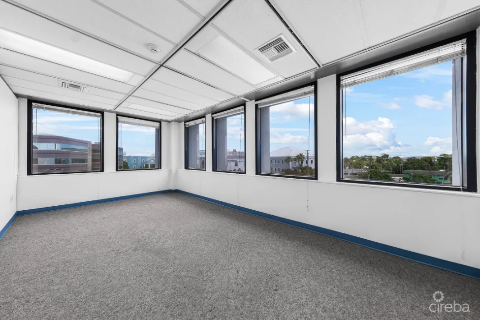 FULL FLOOR COMMERCIAL OFFICE WITH PARKING | DR. ROYS DRIVE