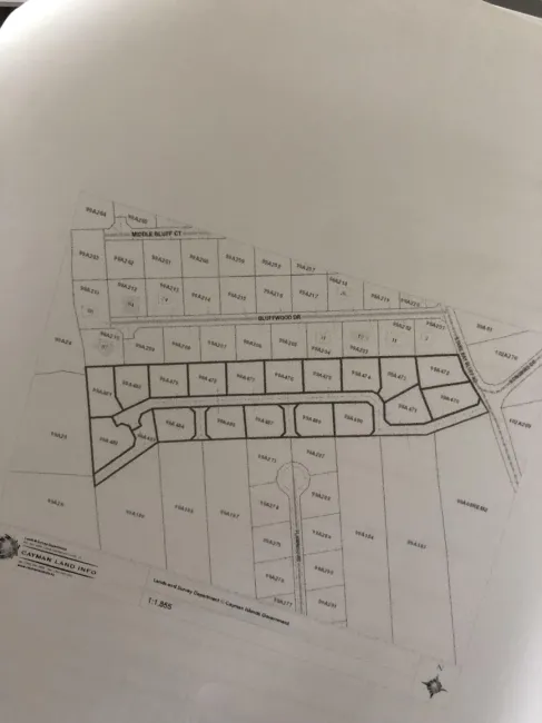 BLUFF VACANT LOT